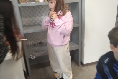 dfff3660-98d0-4e4f-a452-a24866e55d5f