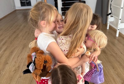 d8d0a0b0-b4e1-4c16-8160-5f4c81ae5164